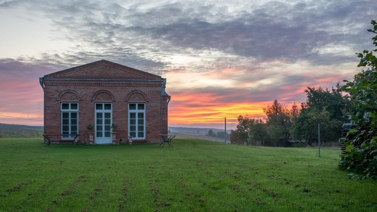 Dworek Atrium Tomaszów Lubelski Екстериор снимка